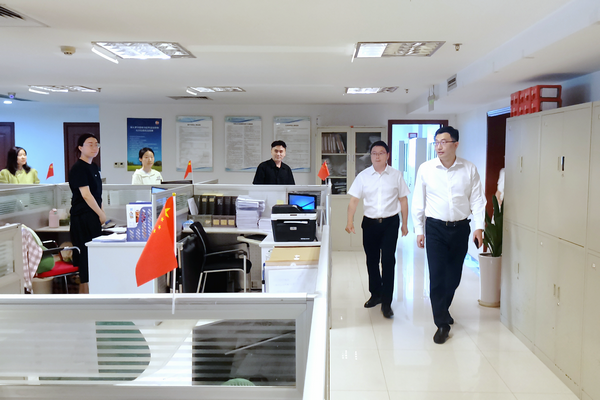 1728455309119537.png 劉小軍董事長照片.png